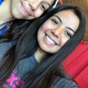 Meet your Posher, Ivette